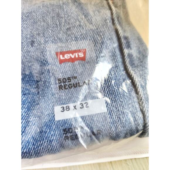 JEANS-MEN'S LEVI'S 505 REGULAR-38X32-In Original Packaging - Picture 2 of 5